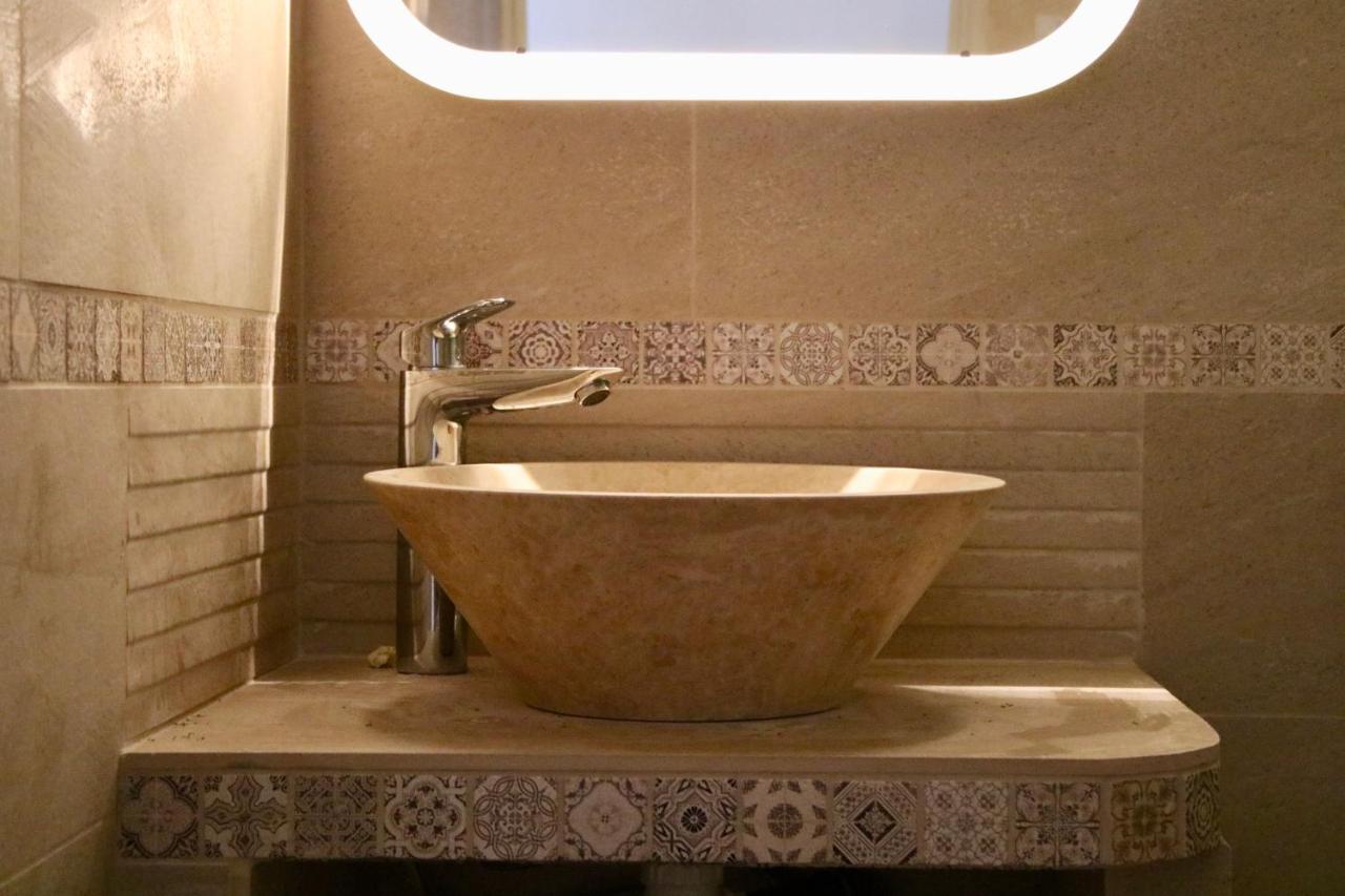 Studio au cœur du village provençale de Riez. Dans le Verdon. Extérieur photo