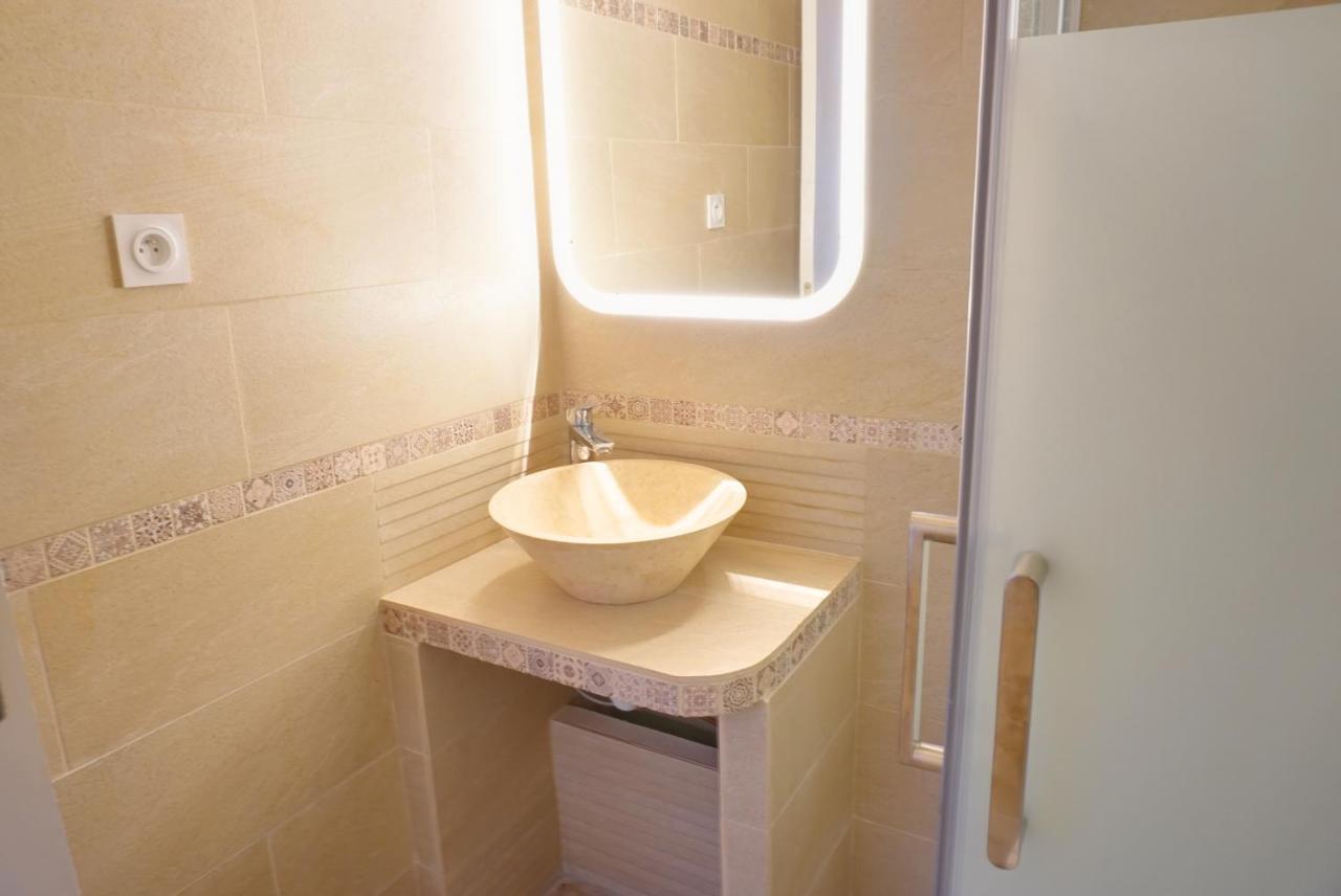 Studio au cœur du village provençale de Riez. Dans le Verdon. Extérieur photo